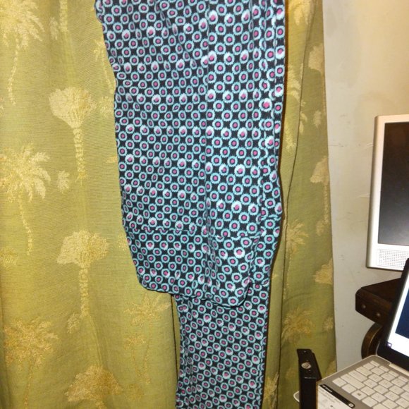 LEGGINGS - Picture 3 of 3